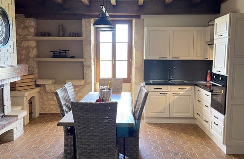Cuzorn House | Calm, relaxing Gite in refurbished French Barn with exclusive use of great pool