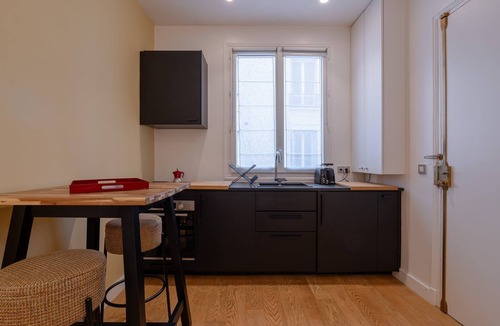 Quartier de la Porte-Saint-Denis Apartment | Calm & Stylish 1BD Apartment - Fully Renovated