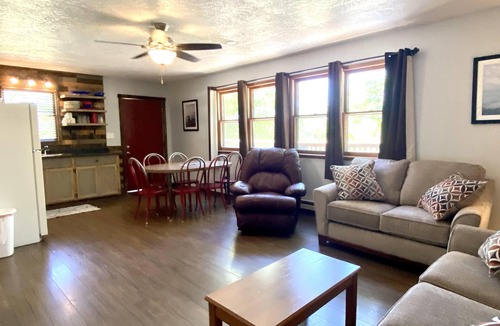 Indian Point Cabin | Calm Waters Cabin Resort