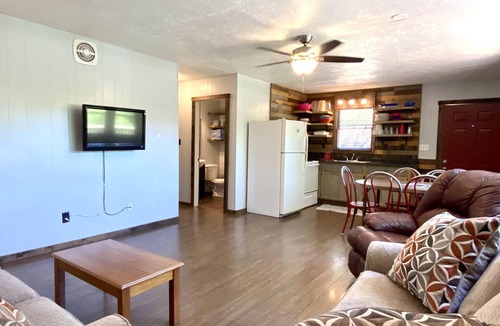 Indian Point Cabin | Calm Waters Cabin Resort