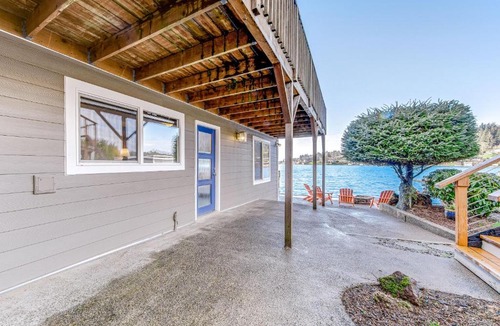 Otis House | Calm Waters