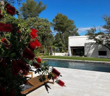 Castries House | Calma Blanca