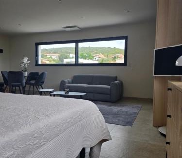 Roches Grises Bed & Breakfast | Calma Blanca Suite et Spa