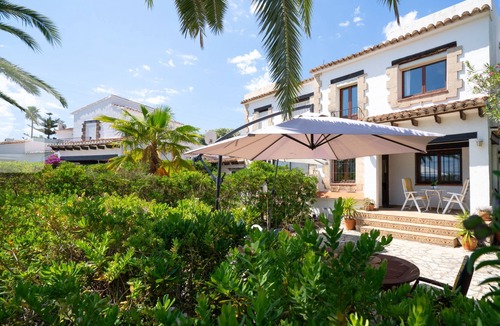 Pinar del Advocat Ski Chalet | Calma Moraira by Solhabitat Rentlas
