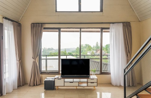Cisarua Villa | Calma Resort at Megamendung, Bogor