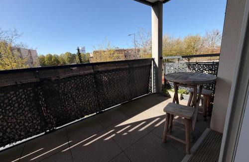 Maurepas Apartment | calme appt chez lulu