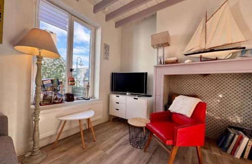 Saint-Valery-sur-Somme House | CALME ET AUTHENTICITE AU COEUR DU COURTGAIN