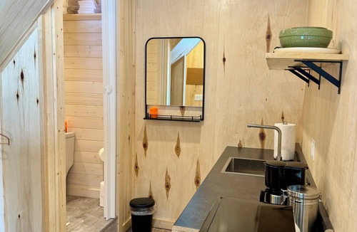 Grand Marais Apartment | Calming cottage apartment in the Northwoods. Next to the BWCA!