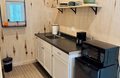 Grand Marais Apartment | Calming cottage apartment in the Northwoods. Next to the BWCA!