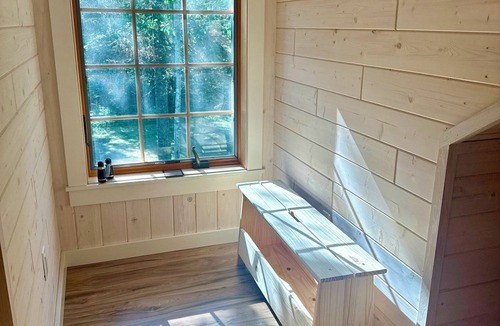 Grand Marais Apartment | Calming cottage apartment in the Northwoods. Next to the BWCA!