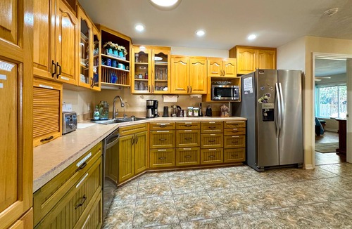 Citrus Springs House | Calming Cove 5 Star Lakefront Spa Home Near Rainbow River