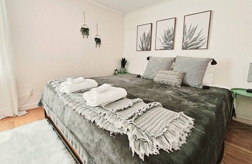 Jonesville House | Calming Yadkin Valley Escape
