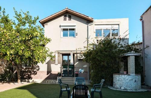 Banyoles House | Cals Avis – Casa con jardín y barbacoa en Banyoles