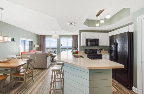 Panama City Beach Condo | Calypso 2201E | Renovated Gulf-Front Escape