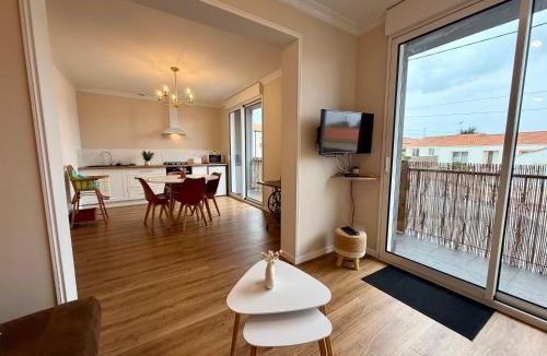 Aizenay Apartment | Calypso 3 Étoiles