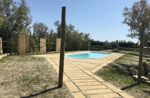 Saint-Laurent-d'Aigouze House | Camargue by the water