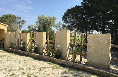 Saint-Laurent-d'Aigouze House | Camargue by the water