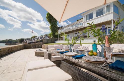 Nettlestone House | Cambisgate