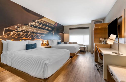 Montopolis Hotel | Cambria Hotel Austin Airport