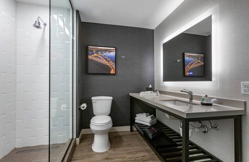 Montopolis Hotel | Cambria Hotel Austin Airport