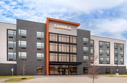 Euless Hotel | Cambria Hotel Euless - DFW Airport South