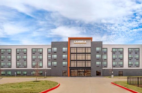 Euless Hotel | Cambria Hotel Euless - DFW Airport South