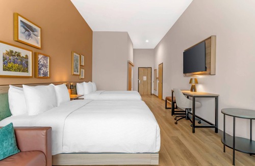 Euless Hotel | Cambria Hotel Euless - DFW Airport South