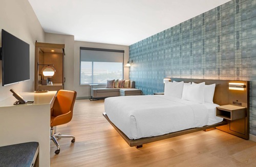 Fort Worth Hotel | Cambria Hotel Fort Worth - Medical Center