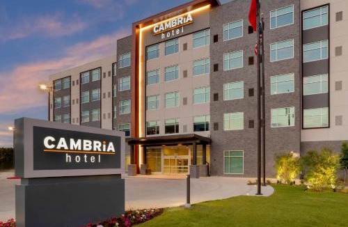 Fort Worth Hotel | Cambria Hotel Fort Worth - Medical Center