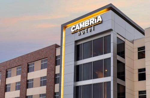 NoDo District Hotel | Cambria Hotel Omaha Downtown
