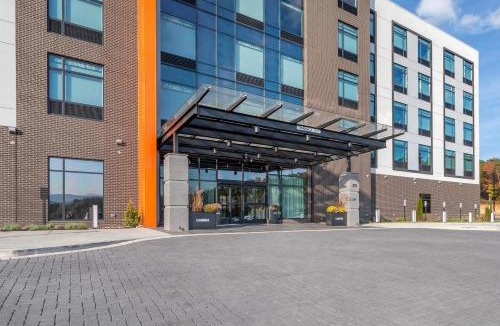 Pigeon Forge Hotel | Cambria Hotel Pigeon Forge