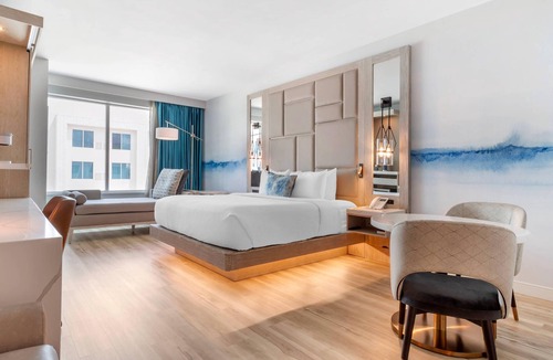 East Riverside Hotel | Cambria Hotel Waco Univ Riverfront