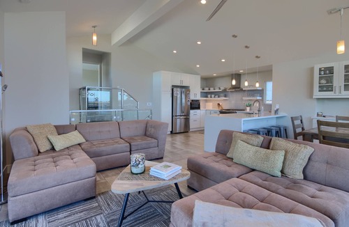 Park Hill House | Cambria Park Shores, across from beach amazing Views! -Special