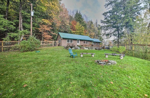 Jeffersonville Cabin | Cambridge Cabin < 2 Mi to Smugglers' Notch!