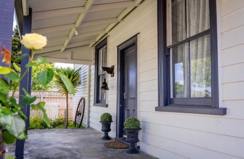 Cambridge House | Cambridge Cottage