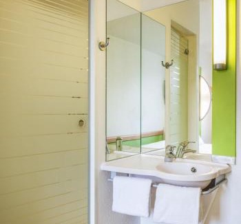 Bradford Hotel | Cambridge Hotel Bradford Central