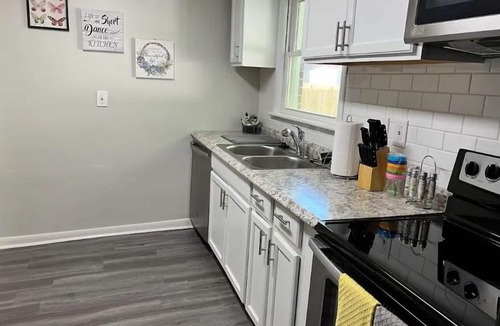 Portsmouth House | Cambridge Knights a 3 bedroom home full of charm