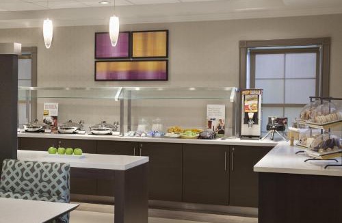 Mississauga Hotel | Cambridge Suites Mississauga