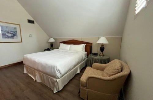 St. Lawrence Hotel | Cambridge Suites Toronto
