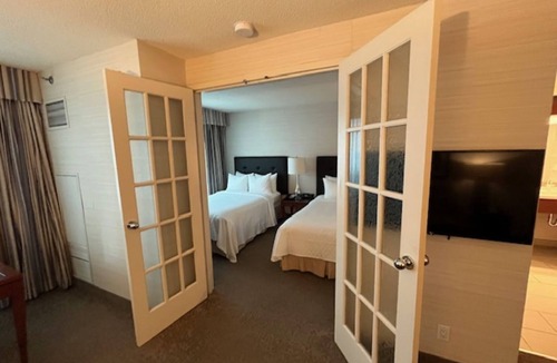 St. Lawrence Hotel | Cambridge Suites Toronto