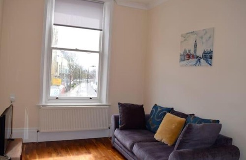 Belsize Park Apartment | Camden Apartment A/Apartment