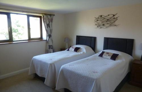 Cameley Hotel | Cameley Lodge - Self Catering