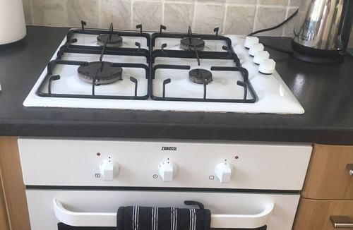 Praa Sands House | Camellia chalet