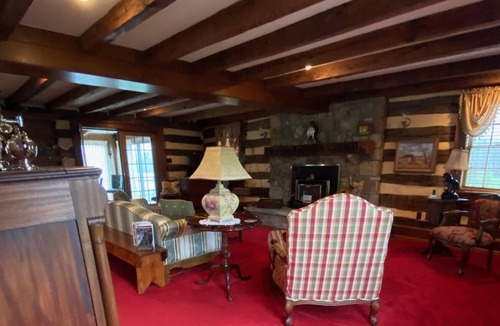 Flint Hill House | Camelot at Windsor Lodge, LLC