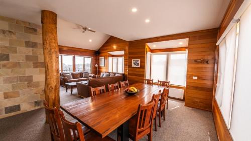 Dinner Plain Apartment | Camelot