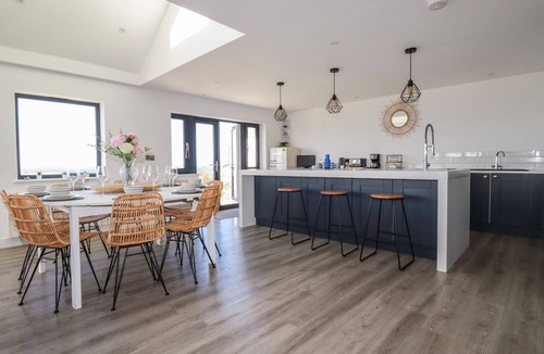 Tintagel Cottage | Camelot