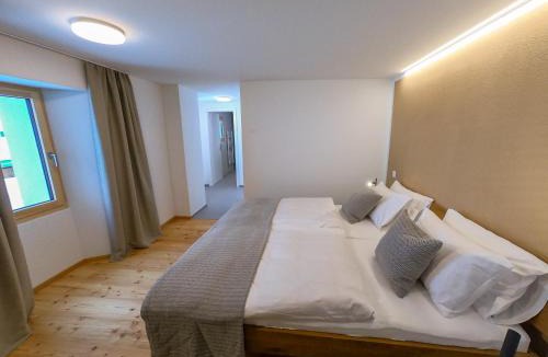 Bedretto Hotel | Camere Osteria Bäkar, Val Bedretto