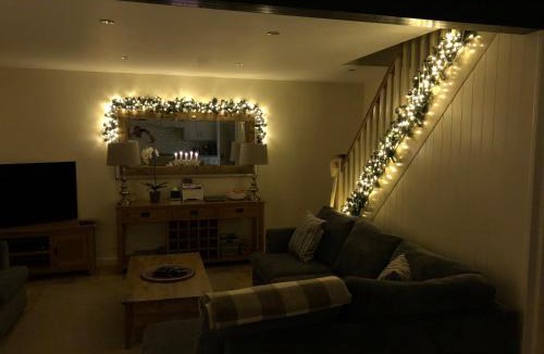 Shoscombe House | Camerton Inn Cottage