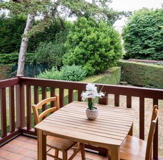 Tourgeville Apartment | Camilla