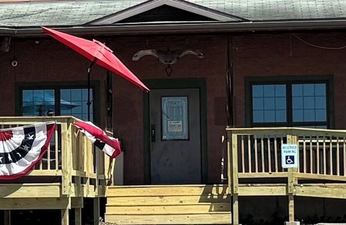Rib Lake Hotel | Camp 28